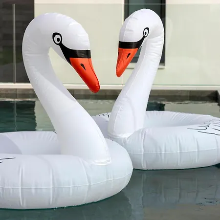 The White House * Marbellac