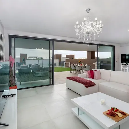 The White House Semesterbostad