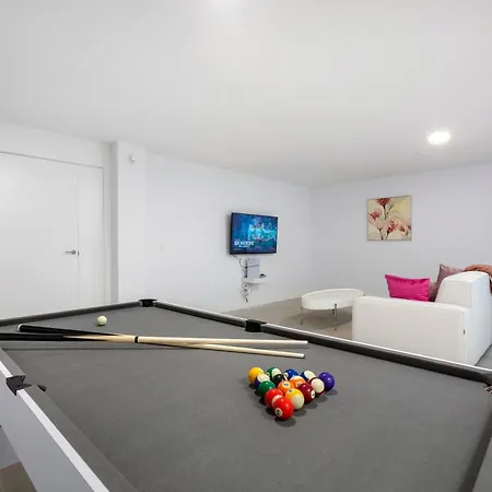 The White House * Marbella