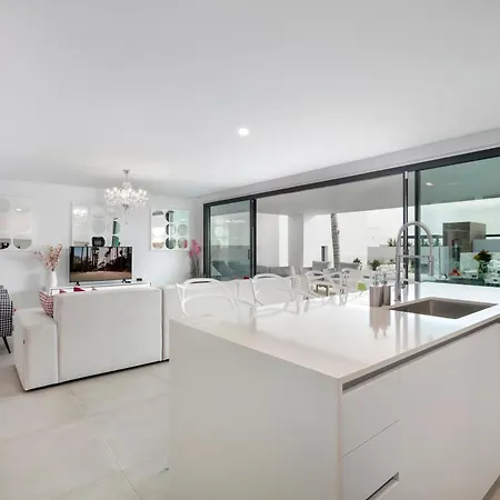 The White House Дом отдыха Марбелья