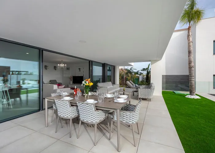 Semesterbostad The White House Marbella